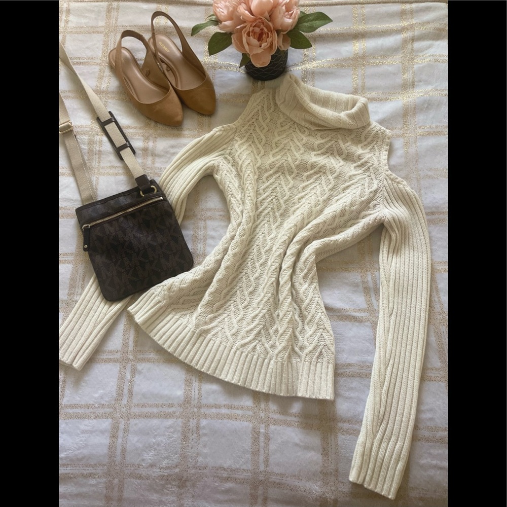 Turtleneck sweater